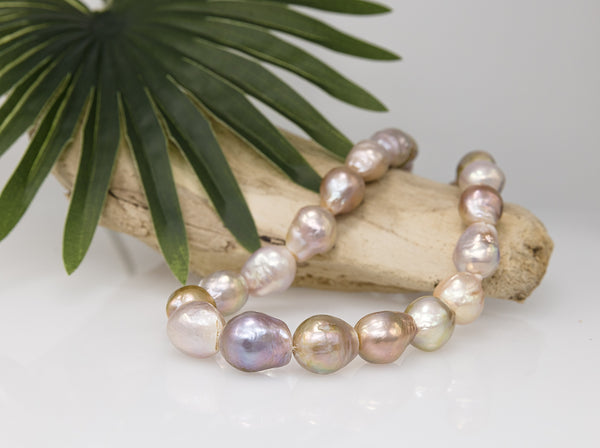 Flameball Pastels Chinese freshwater pearl necklace