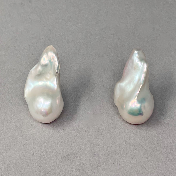 White iridescent Baroque flameball pair