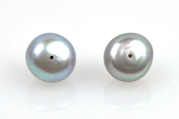 pair dyed silver button pearls